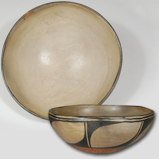 Kewa Santo Domingo Pueblo Pottery C3317B